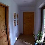 Chataa Szczechy Male