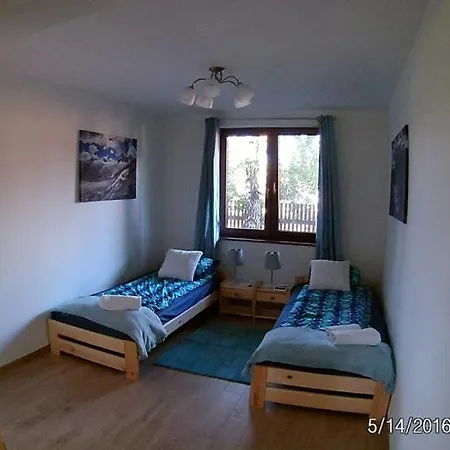 Chataa Szczechy Male