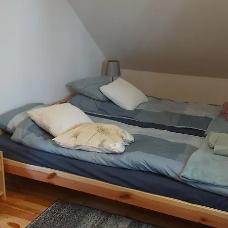 Chataa 홈스테이 Szczechy Male